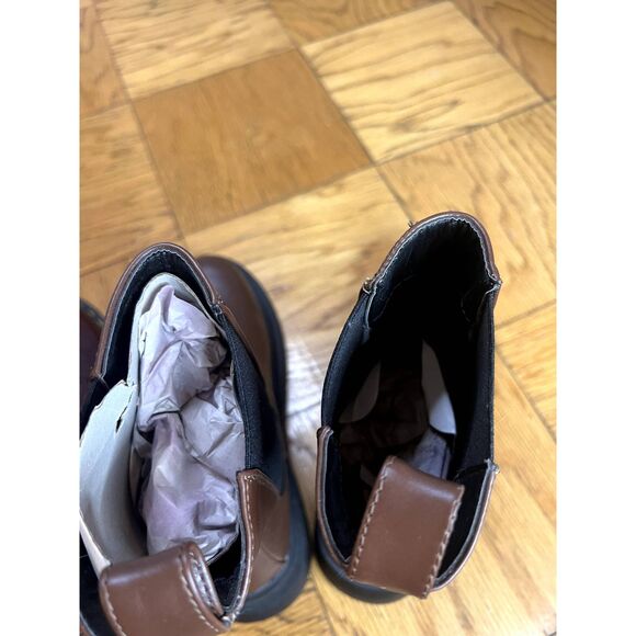 BROWN BOOTS - Picture 4 of 4